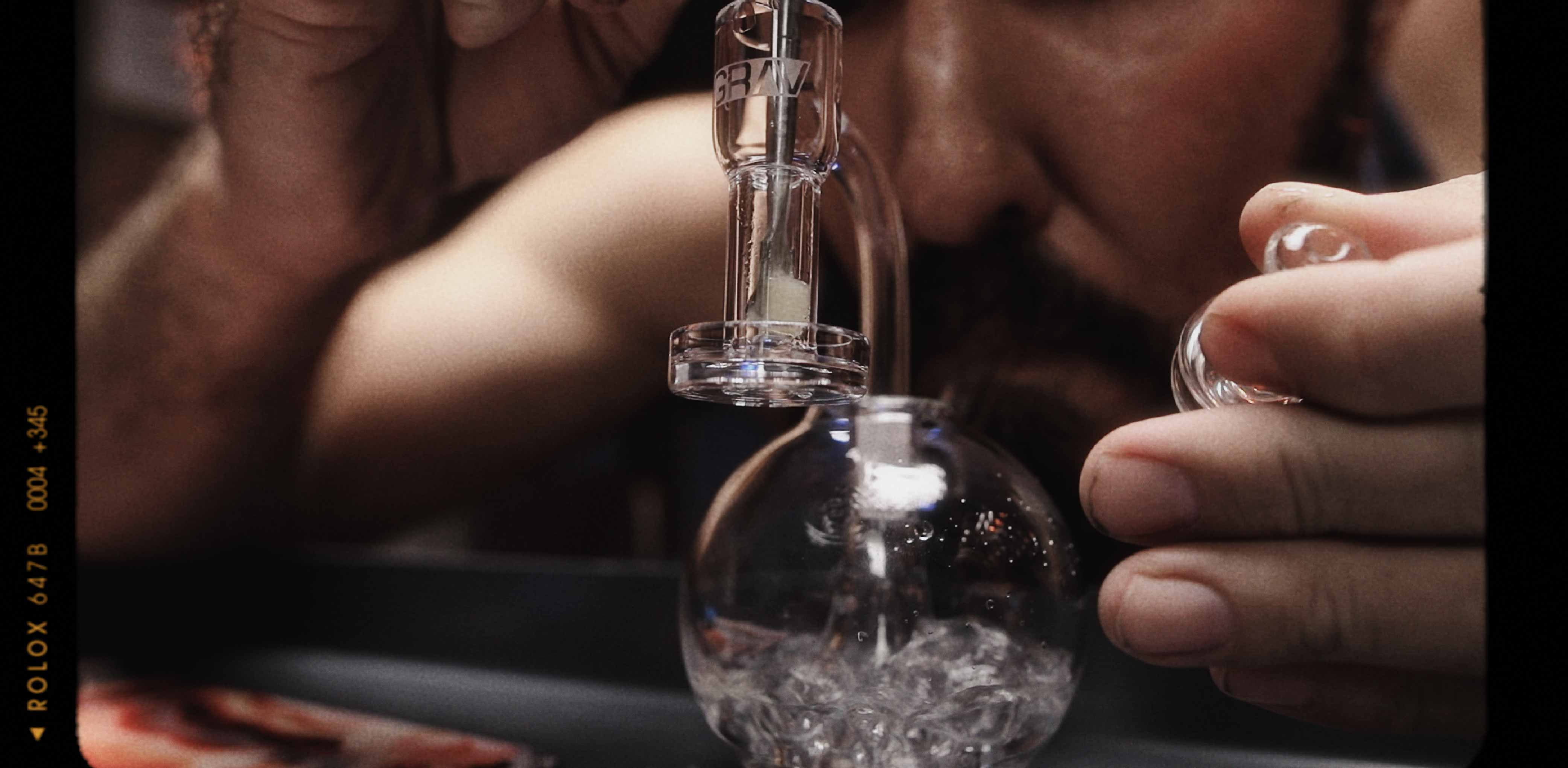 How to Dab: A Beginner's Guide to Smoking Dabs & Wax | 420 Science How to Dab: A Beginner's Guide to Smoking Dabs & Wax | 420 Science