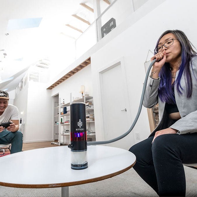 Hitoki Trident V2 Laser Bong / 424.00 at 420 Science