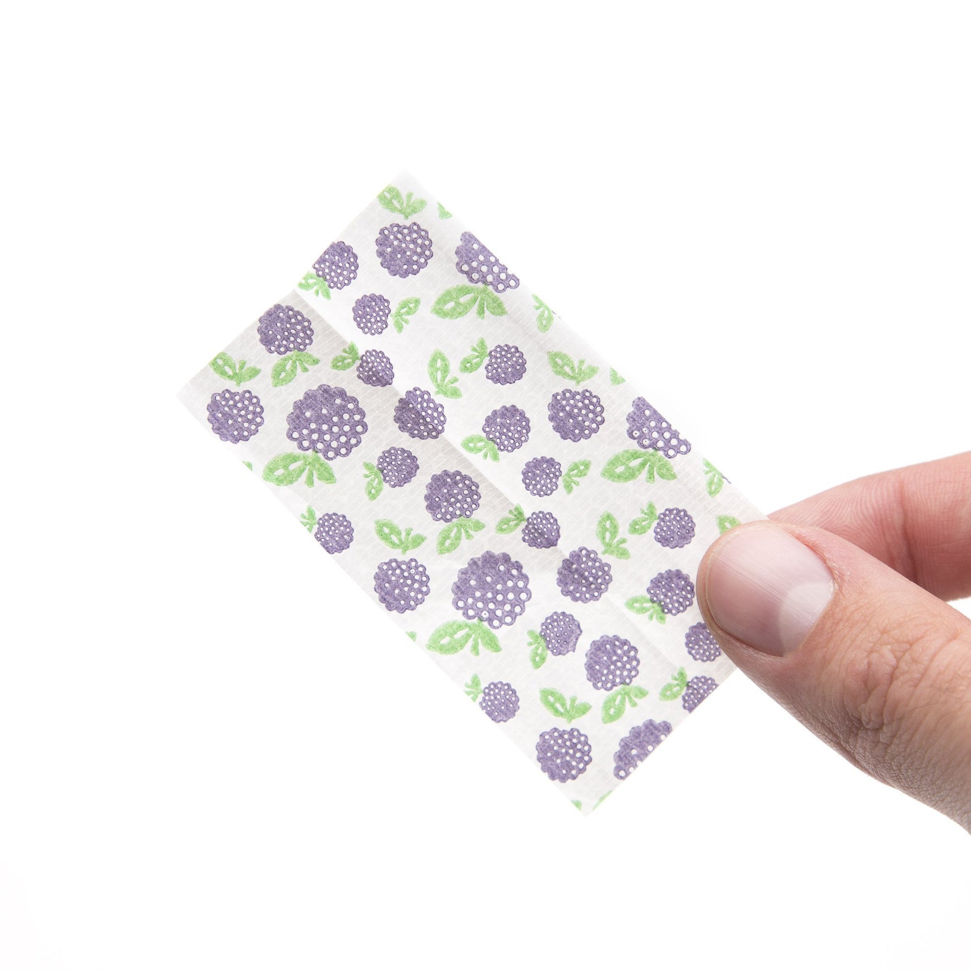Juicy Jay's 1 1/4in Flavored Papers - Blackberry Brandy - 420 Science - The most trusted online smoke shop.
