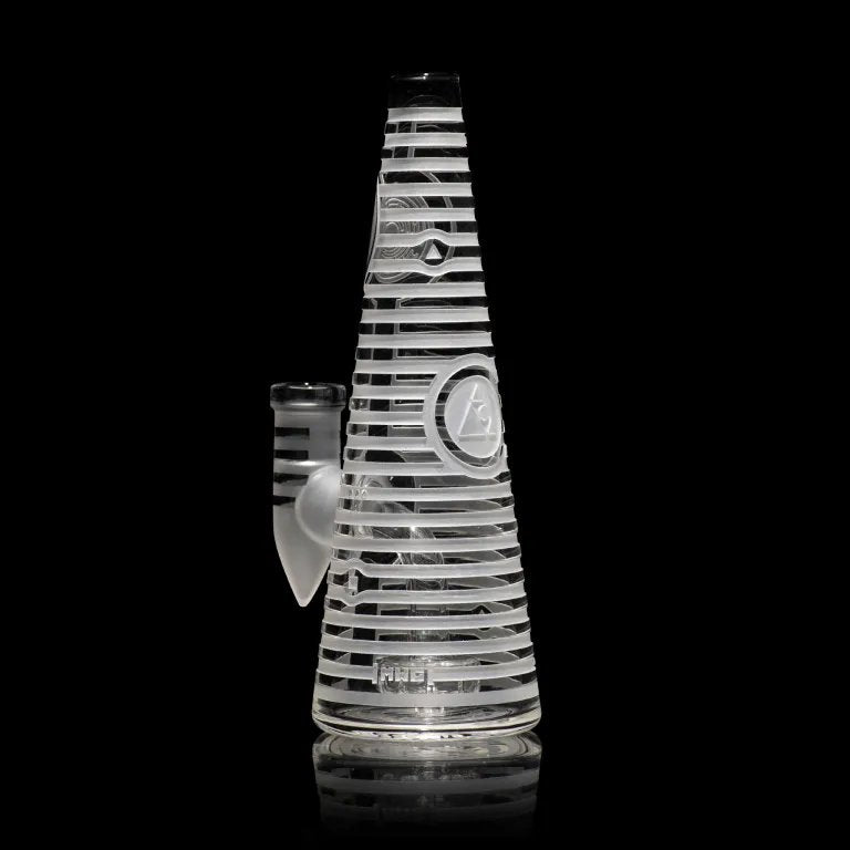 Beaker Rig Oculus 8 Beaker Rig W/ Banger / $ 120.00 at 420 Science